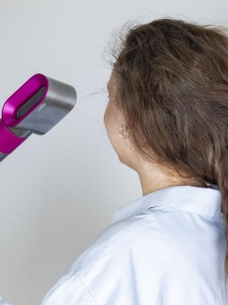 Как сделать идеальную прическу с аксессуарами Dyson
